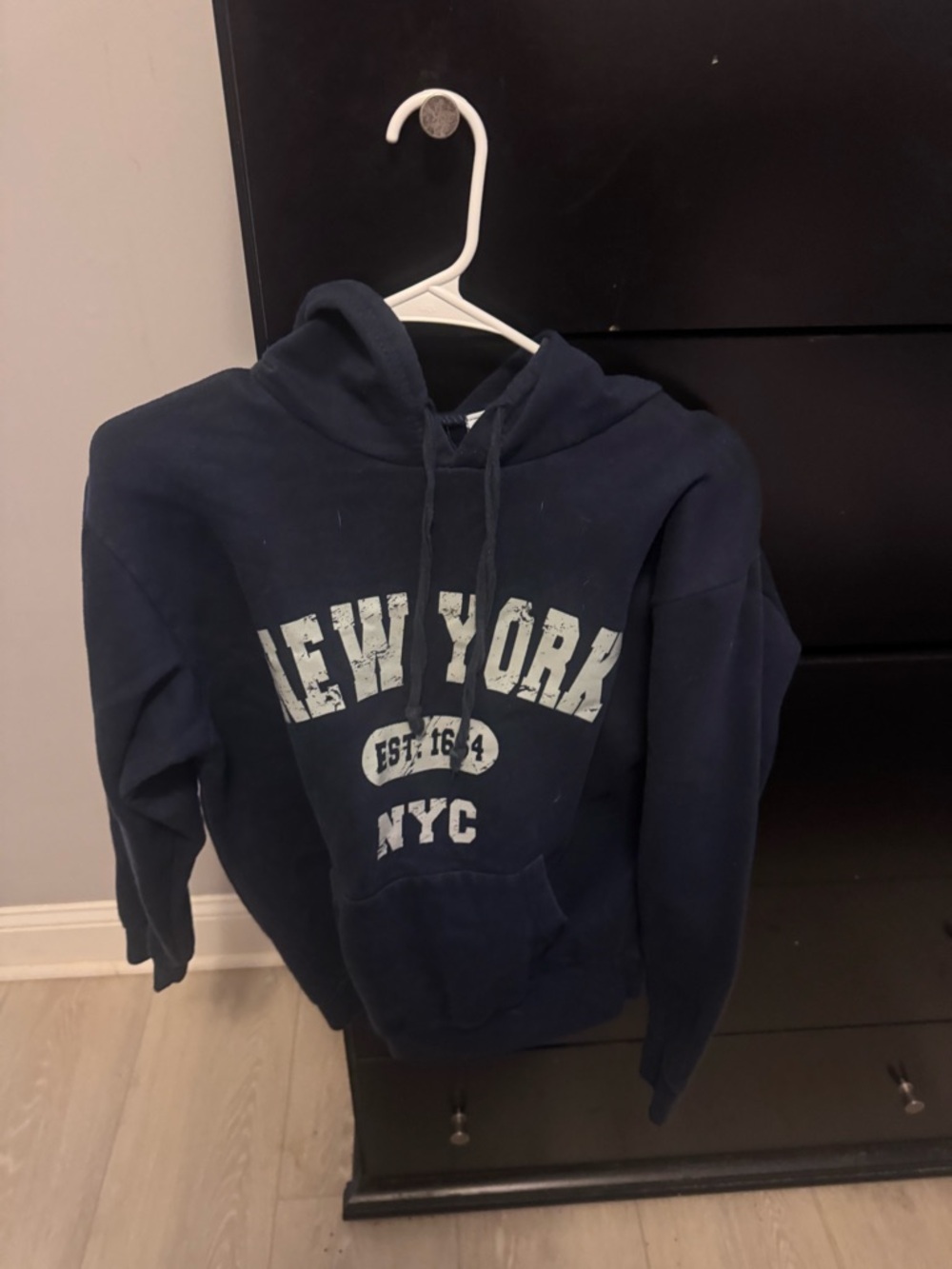 Women's Navy Crewneck Hooded Sweatshirt with New York Graphic